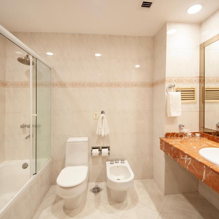 Granados Park Hotel - Standard King Room - 13