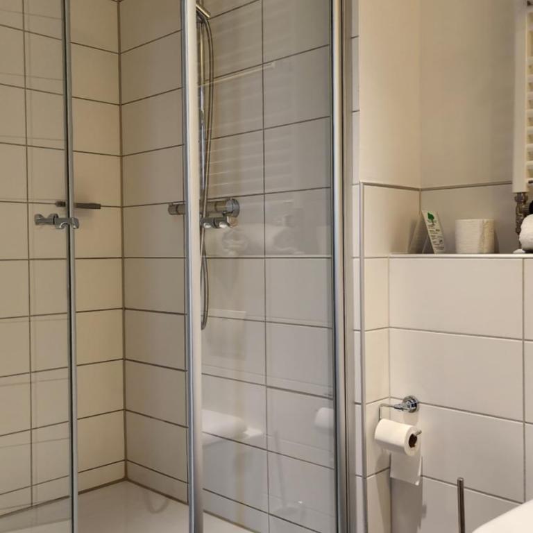 Gideon Hotel - Economy Doppelzimmer - 5