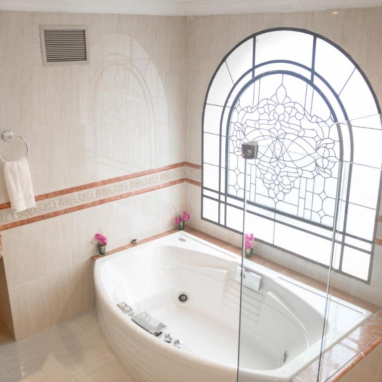 Granados Park Hotel - Master Suite - 16