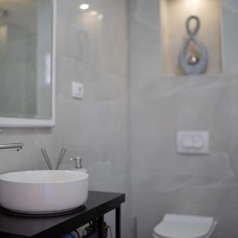 Apartment Romansa - One-Bedroom Apartment - 22