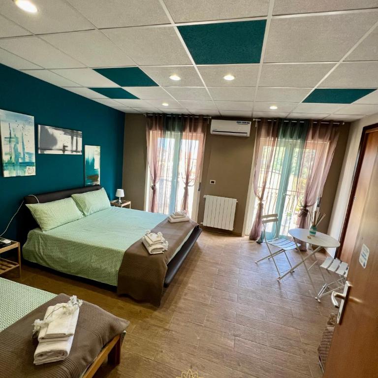 Besael b&b Capo d'Orlando - Camera Quadrupla Deluxe - 8