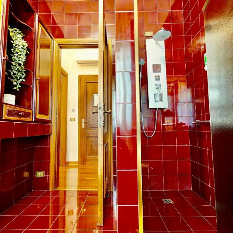 Vitti's Home Verona - Premium Quadruple Room - 3