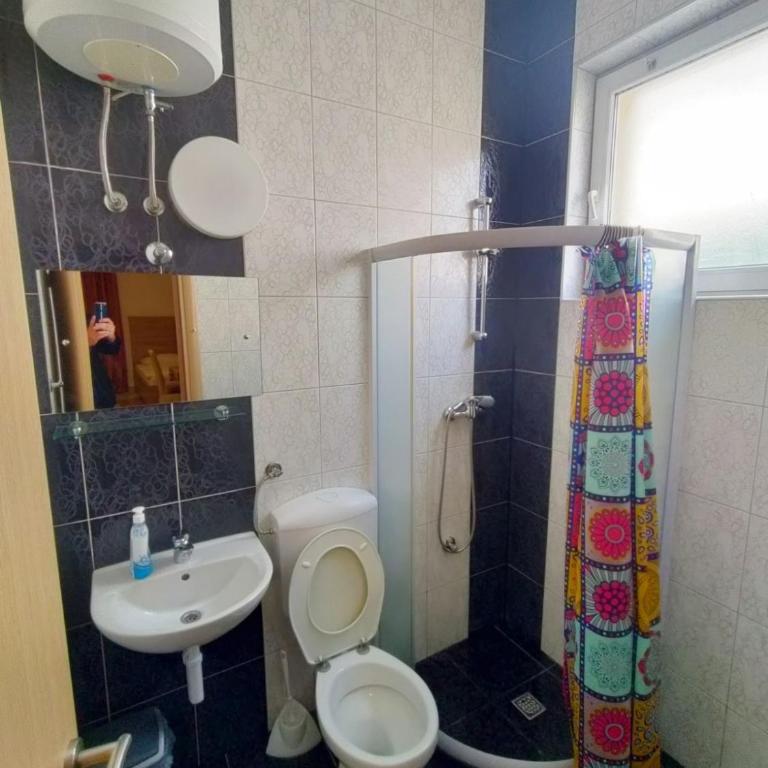 Lovely Home Rooms Center - Deluxe Triple Room - 13