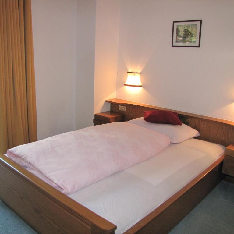 Hotel Am Fels - Einzelzimmer mit Balkon - 1