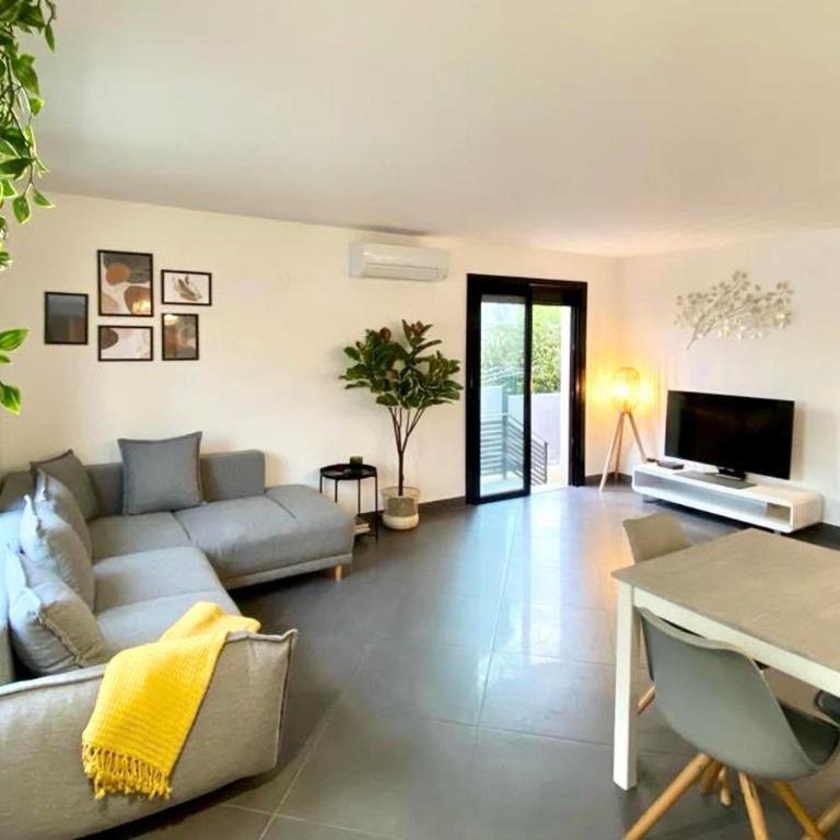 BARCARESA-Villa Flamants Roses - Villa 3 Chambres - 6