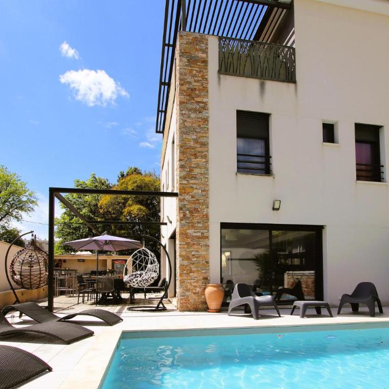 Gorgeous Home In Avignon - Casa de vacaciones de 5 dormitorios - 1