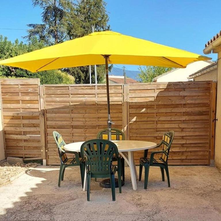 House in Vaison-la-Romaine with Pool - Maison de Vacances 2 Chambres - 14