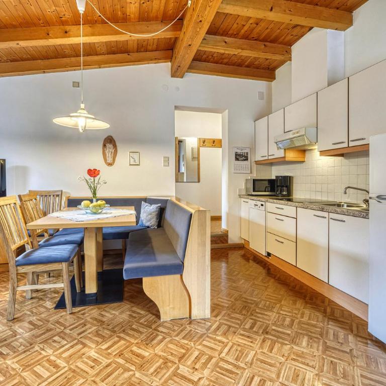 Ferienwohnungen Rebmannhof - Two-Bedroom Apartment - 1