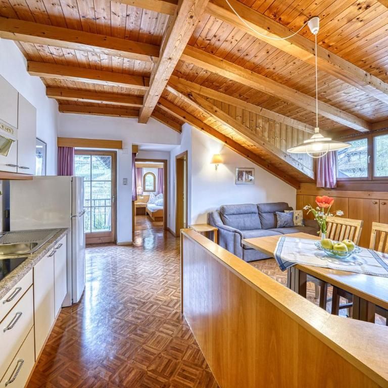 Ferienwohnungen Rebmannhof - Two-Bedroom Apartment - 3
