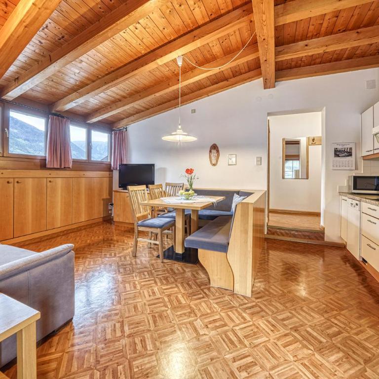 Ferienwohnungen Rebmannhof - Two-Bedroom Apartment - 2