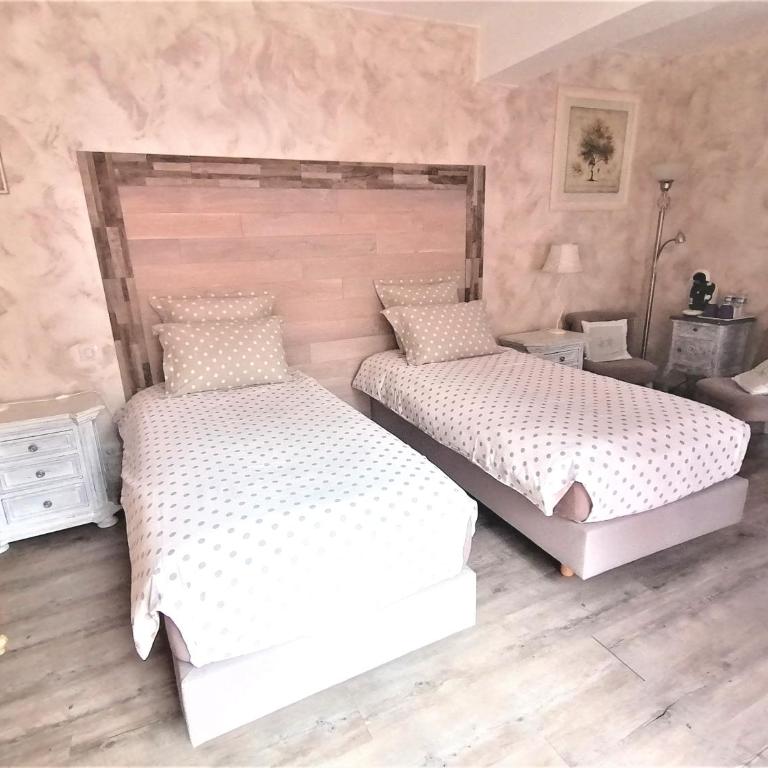 Hôtes'Antic Provence - Chambre Double ou Lits Jumeaux Supérieure - 10