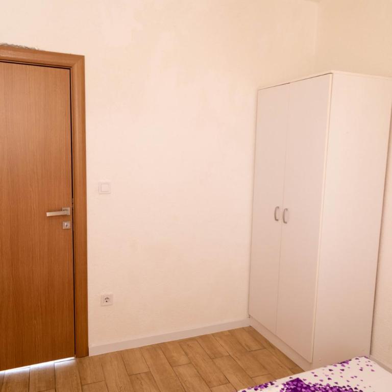 Apartmani Marojević, Bar - Two-Bedroom Apartment - 17