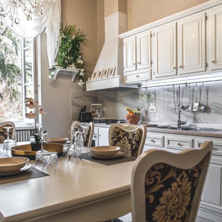 BELVEDERE Luxury Apartment, view on the Lucca Walls - Two-Bedroom Apartment - 6