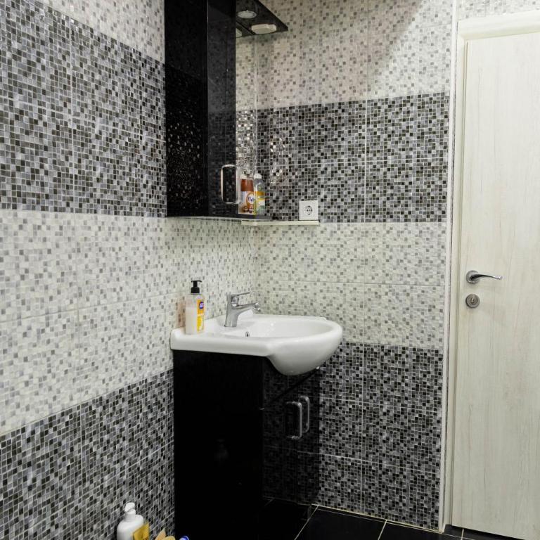 Apartmani Marojević, Bar - One-Bedroom Suite - 4
