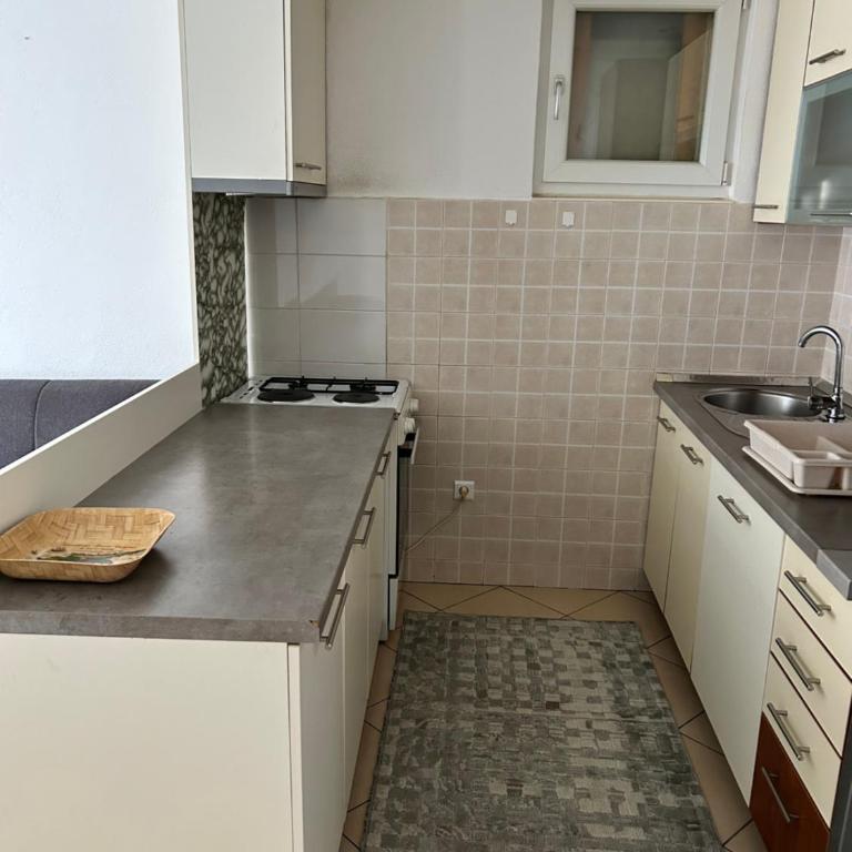 Close to SCC Luxury apartment in Sarajevo - Kuća sa 2 Spavaće Sobe - 2