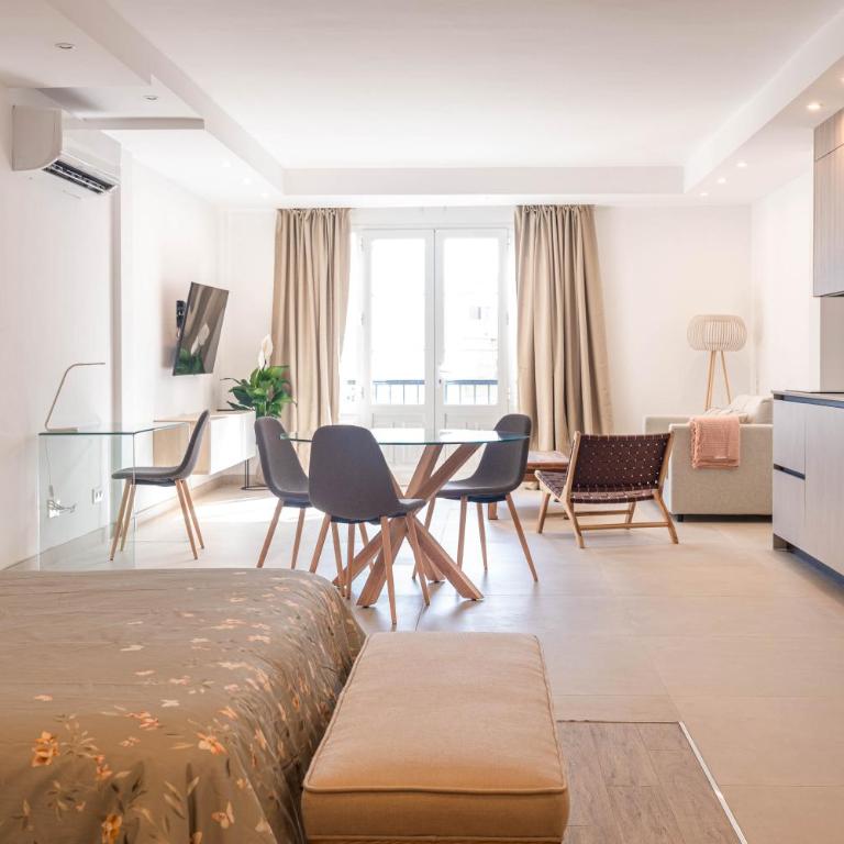 Rooms & Suites Loft 2F - Central Arrecife, Lanzarote - Free Parking - Deluxe King Studio - 6