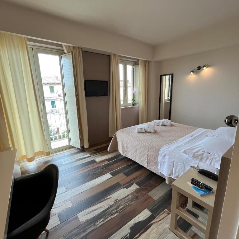 Don Ugo Luxury Rooms - Superior Double Room - 1
