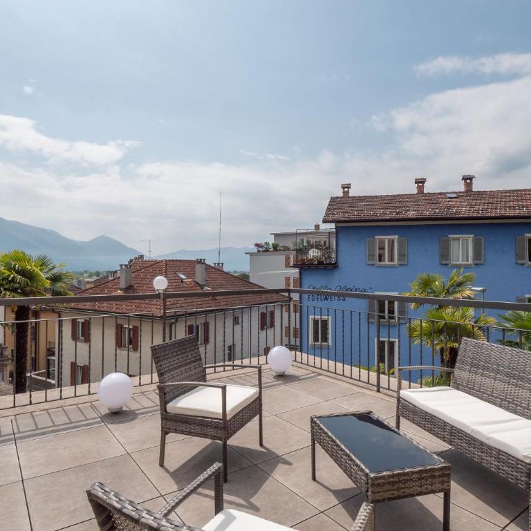 Villa by @ Home Hotel Locarno - Deluxe Suite mit Balkon - 3