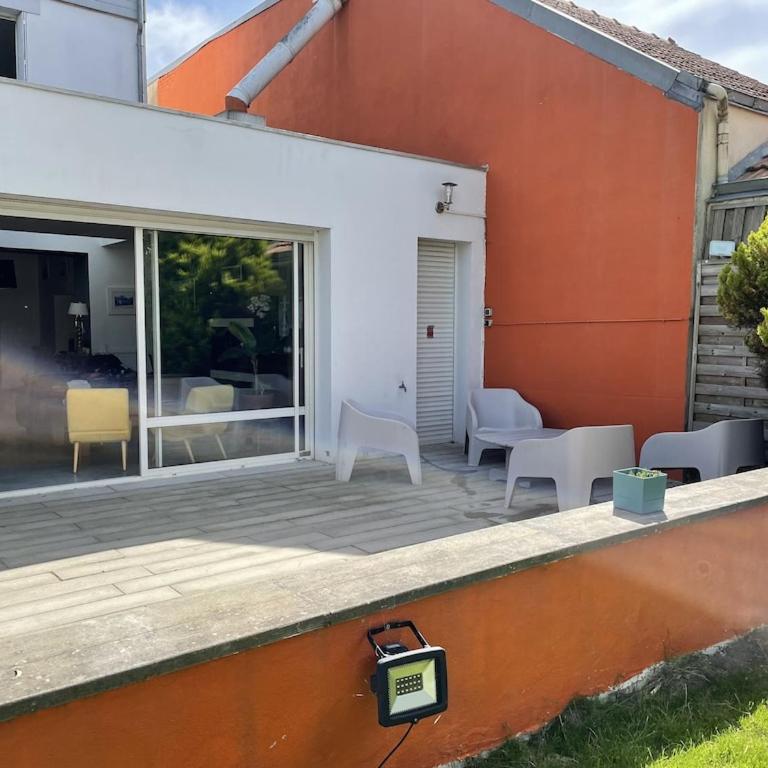 Grande Maison Familiale à Nantes avec Piscine - Maison 4 Chambres - 12