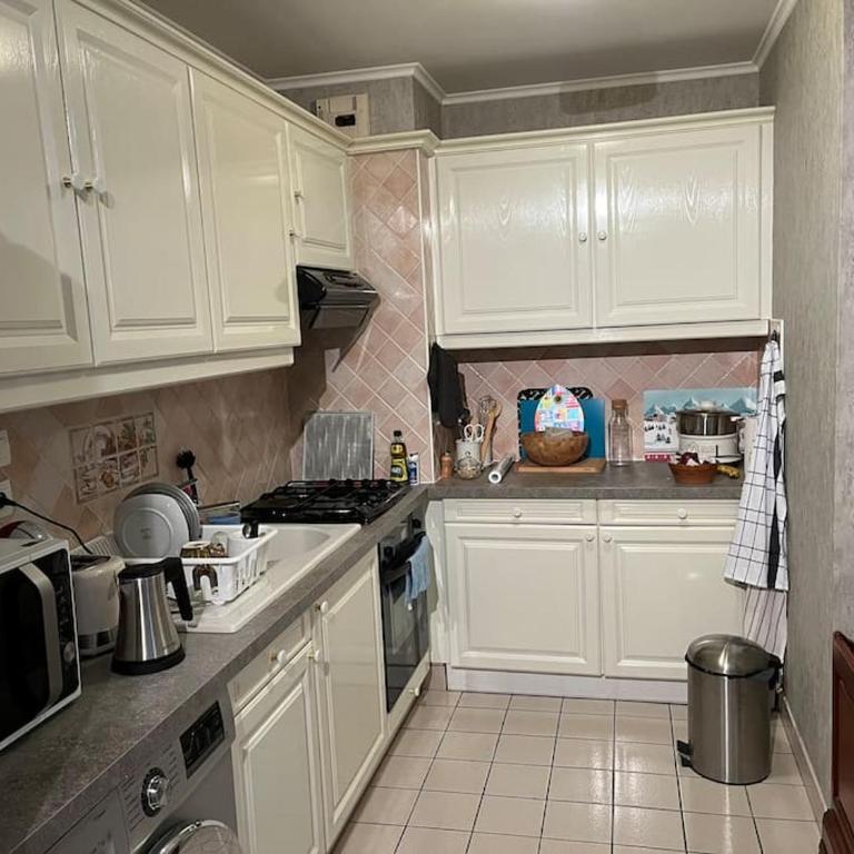 Le Clos du Chateau Rouge 3* avec Parking securisé - Studio Supérieur - 4