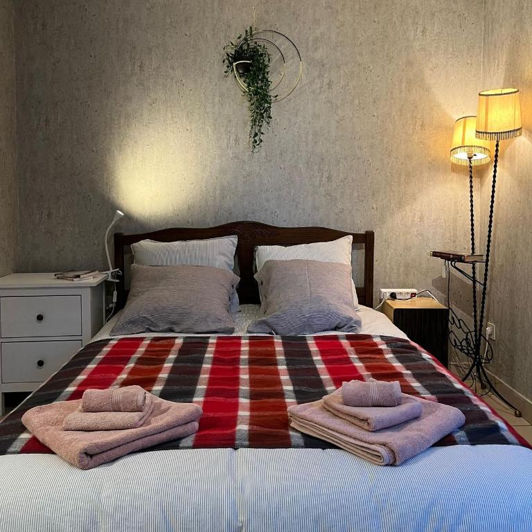 Le Clos du Chateau Rouge 3* avec Parking securisé - Studio Supérieur - 15