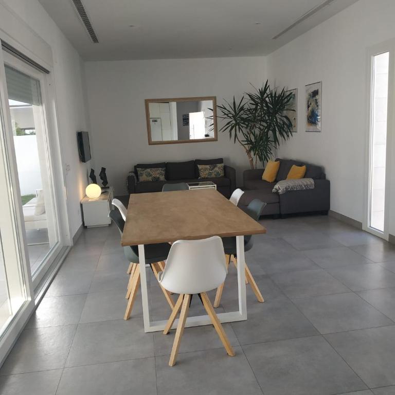 CHALET ARRILUCE Plaza de parking gratis en la playa - Casa de 3 dormitorios - 11