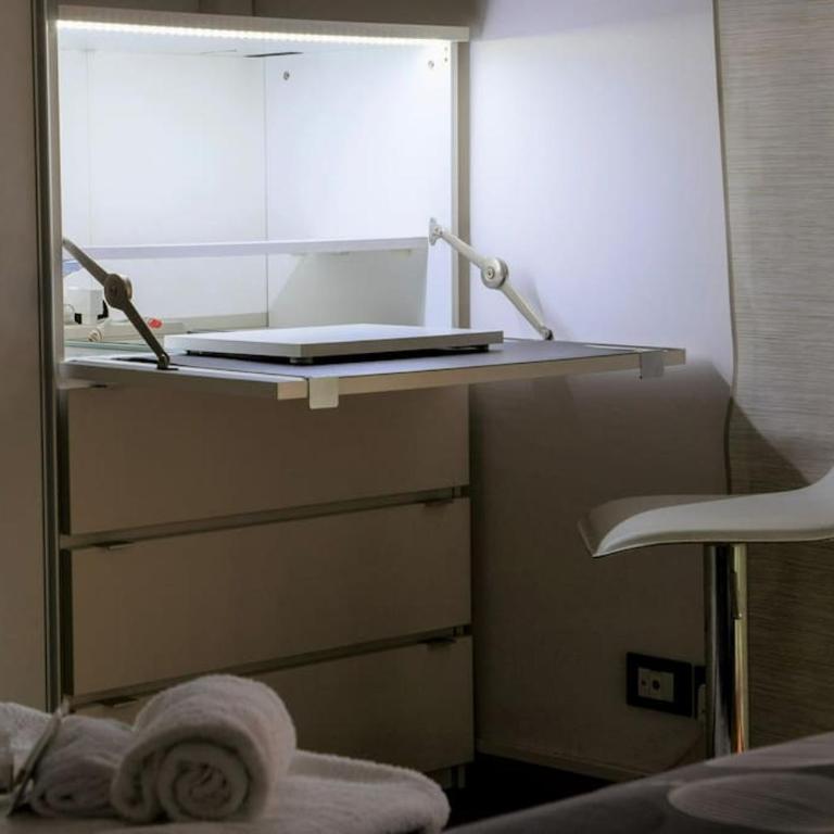 Casa Spezia - Metro Vicina, Wi-Fi Rapido & Netflix - Appartamento con 1 Camera da Letto - 11