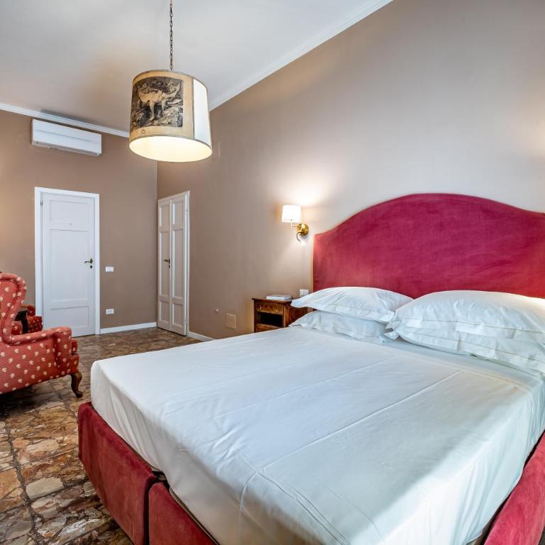 B&B Cerretani Palace - Camera Superior Matrimoniale/Doppia con Letti Singoli con Vista Città - 5