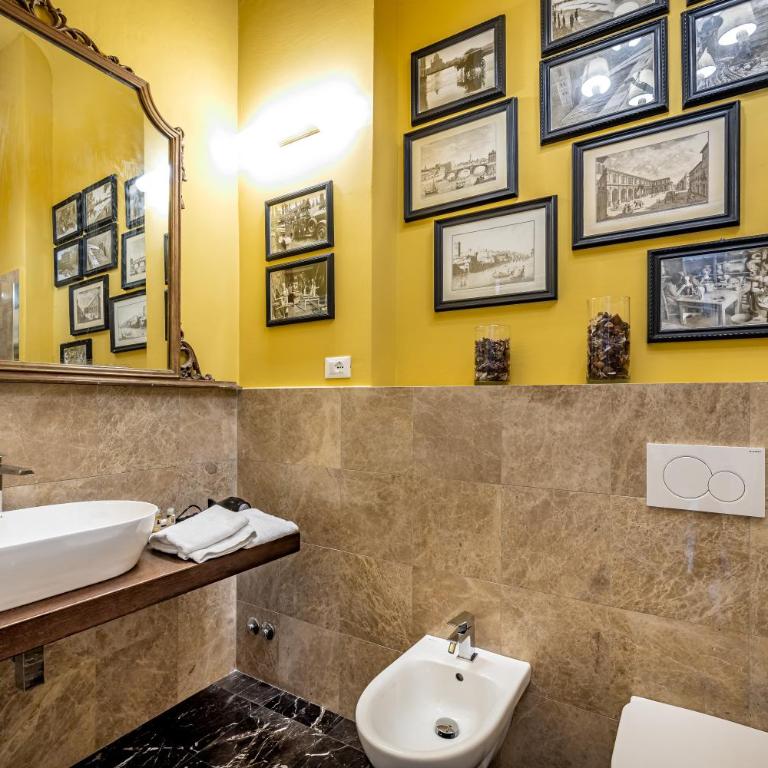 B&B Cerretani Palace - Camera Superior Matrimoniale/Doppia con Letti Singoli con Vista Città - 10