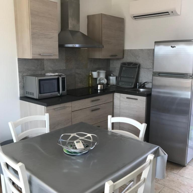 Appartement proche des plages - Apartment - 8