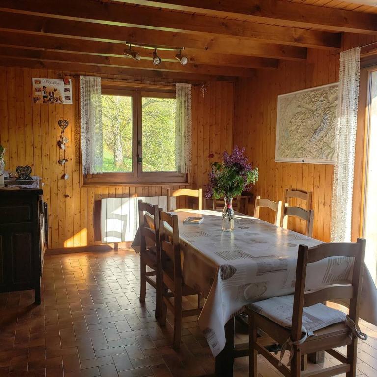 Chalet familial calme proche centre, 8 pers, WiFi, garage - FR-1-629-103 - Chalet - 3