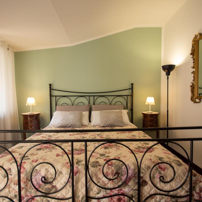 Residenza Bra Verona - Double Room with Balcony - 12