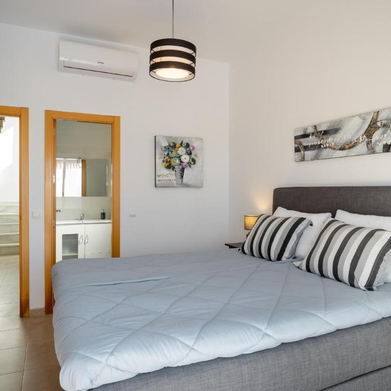 Villa Sea Breeze by Solset - Casa de 3 dormitorios - 13
