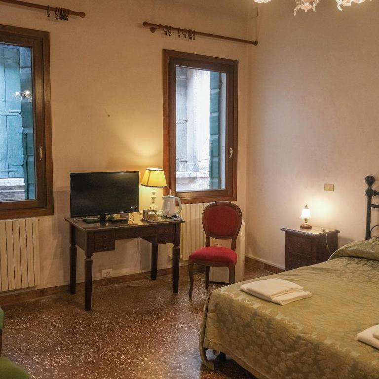 CA'SALVADOR - Camera Quadrupla con Bagno Privato - 6
