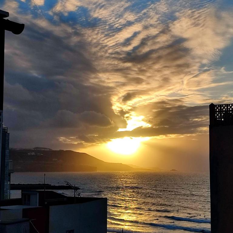 Ático en Las Canteras - Apartamento Estudio con vistas al mar - 14