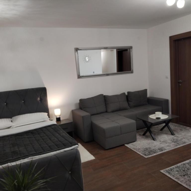 Apartman 007 - One-Bedroom Apartment - 23