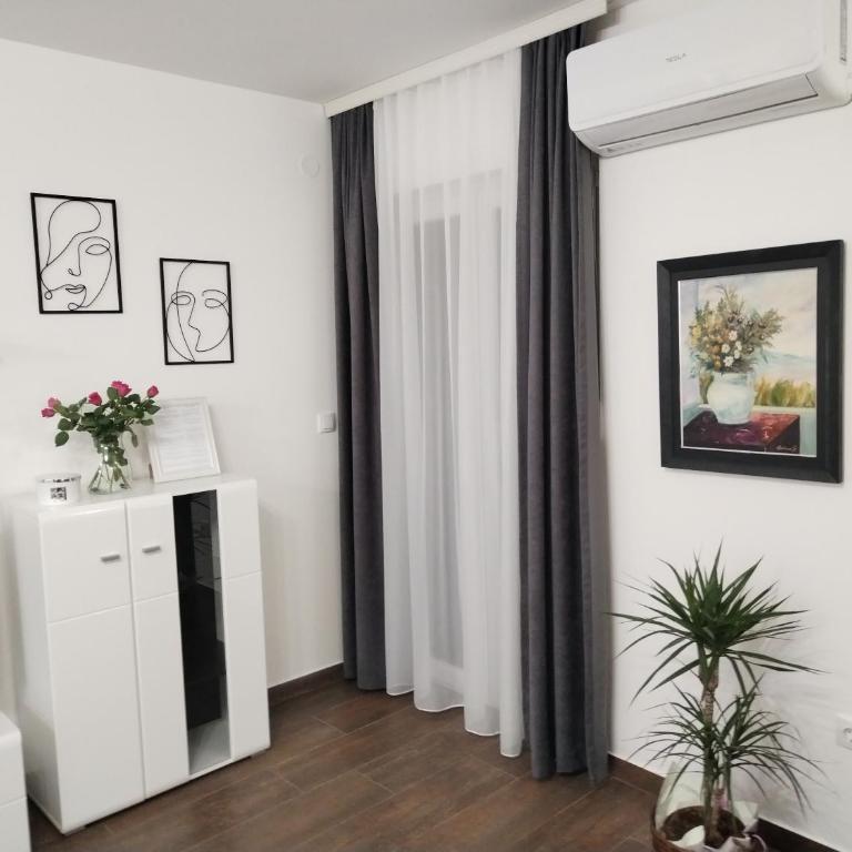 Apartman 007 - One-Bedroom Apartment - 15