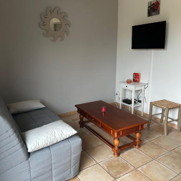 Petite maison plein pied jardin - Appartement 1 Chambre - 4