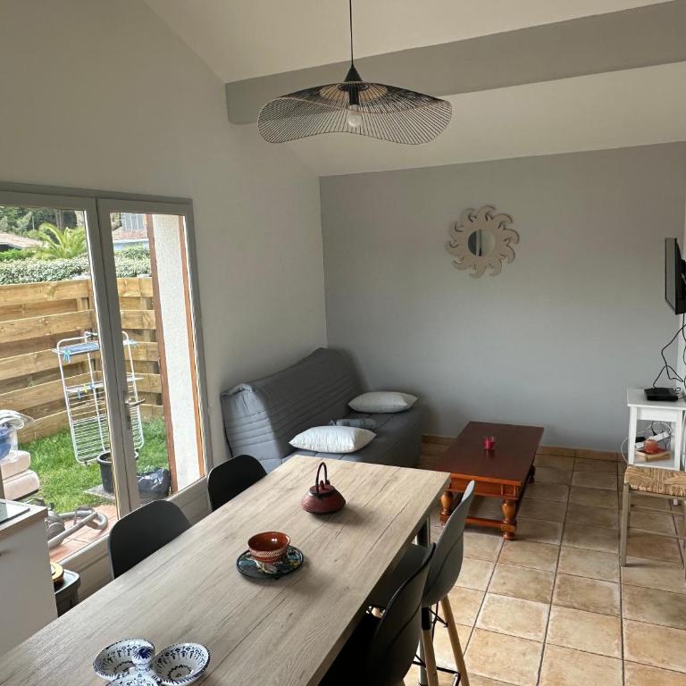 Petite maison plein pied jardin - Appartement 1 Chambre - 10