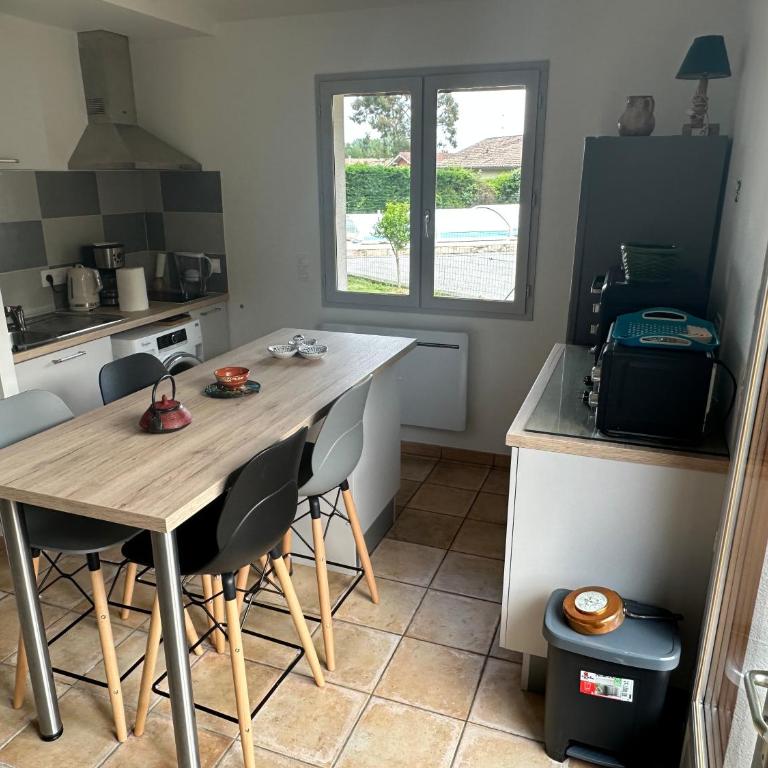Petite maison plein pied jardin - Appartement 1 Chambre - 13