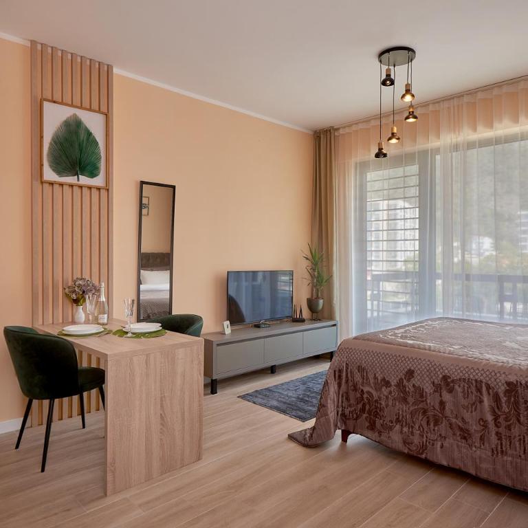 Casa Al Mare Residence, private studio, 1-st line, swimming pool - Deluxe King Studio - 3
