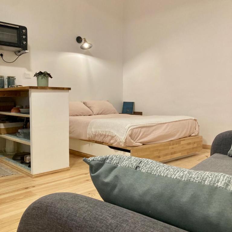 studio-ville médievale-charmant - Appartement 1 Chambre - 10