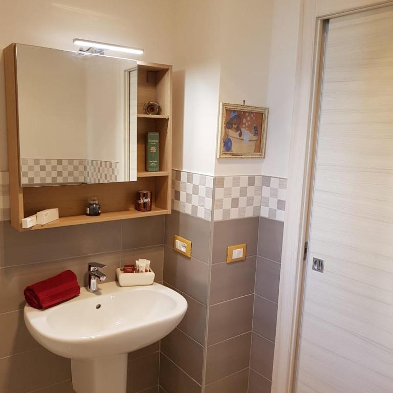 Your Comfort Home - Bologna - Appartamento con 2 Camere da Letto - 25