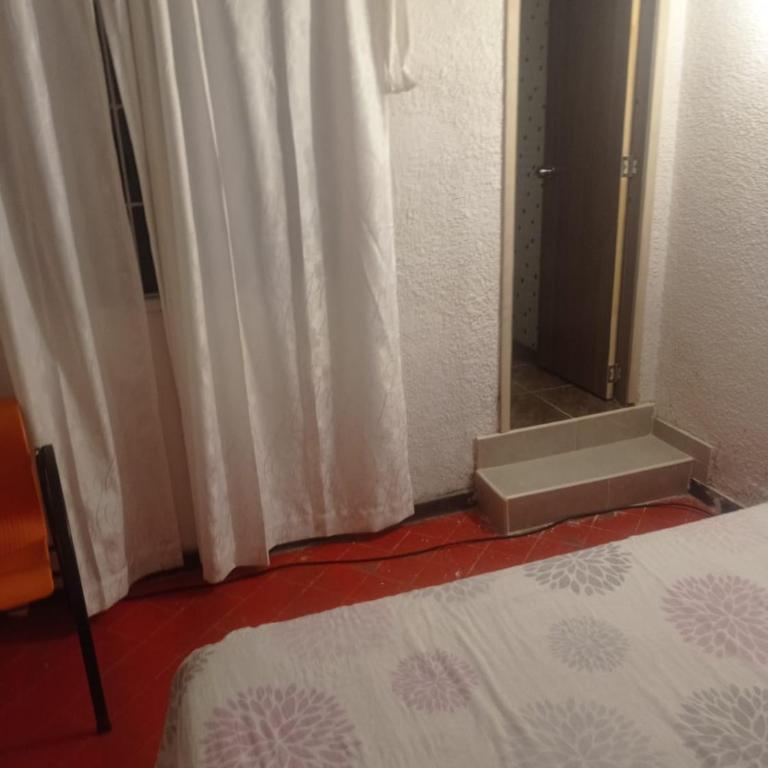 Hotel Bogotá Calle 100 - Apartamento con ducha - 8