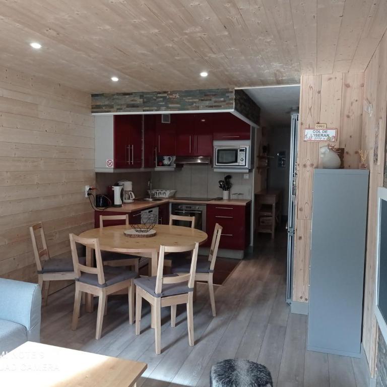 Appartement 3 pièces rénové, 65 m², à 100 m des pistes - FR-1-449-60 - Appartamento (7 Adulti) - 2