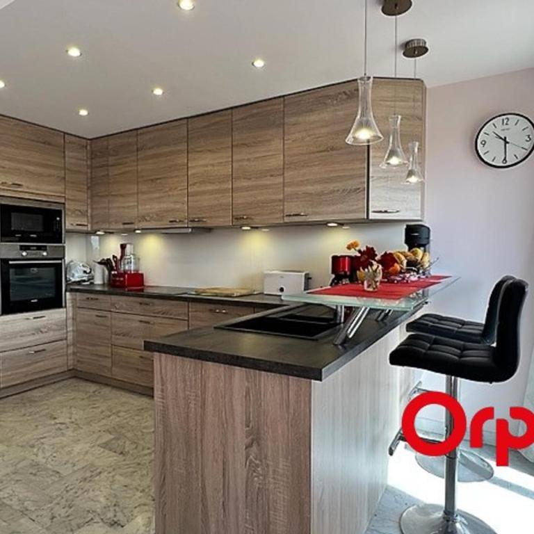 Appartement lumineux proche plages et centre-ville avec clim, balcons et parking inclus - FR-1-647-18 - Appartement - 7