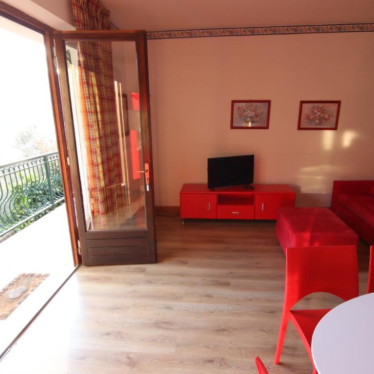 red house conditioned whit pool enchanting lake view - Appartamento con 2 Camere da Letto - 7