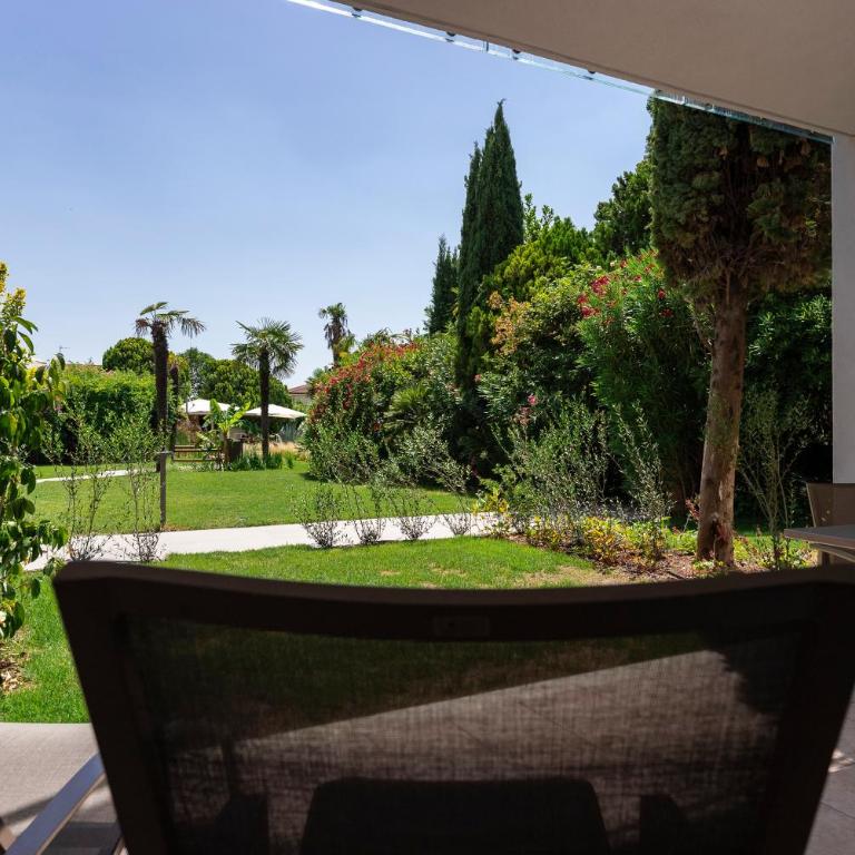 Palazzo della Scala Hotel - Luxury Suites & Spa - Large Two-Bedroom Suite with Balcony and Lake View - 22