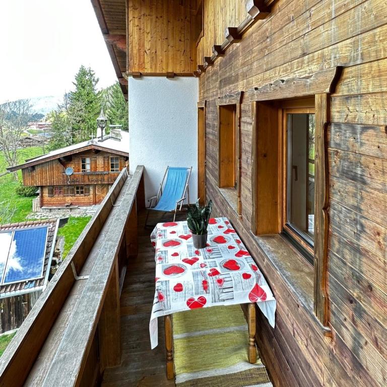 Haus Luxer - Appartement 3 Chambres avec Balcon - 13