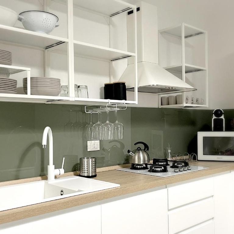 Dimora Borghese “Whitaker” - Appartamento con 2 Camere da Letto - 3
